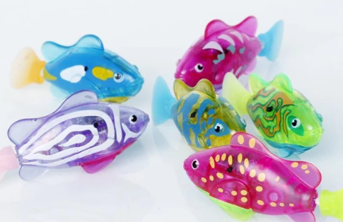 Electric Flash Swimming Fish